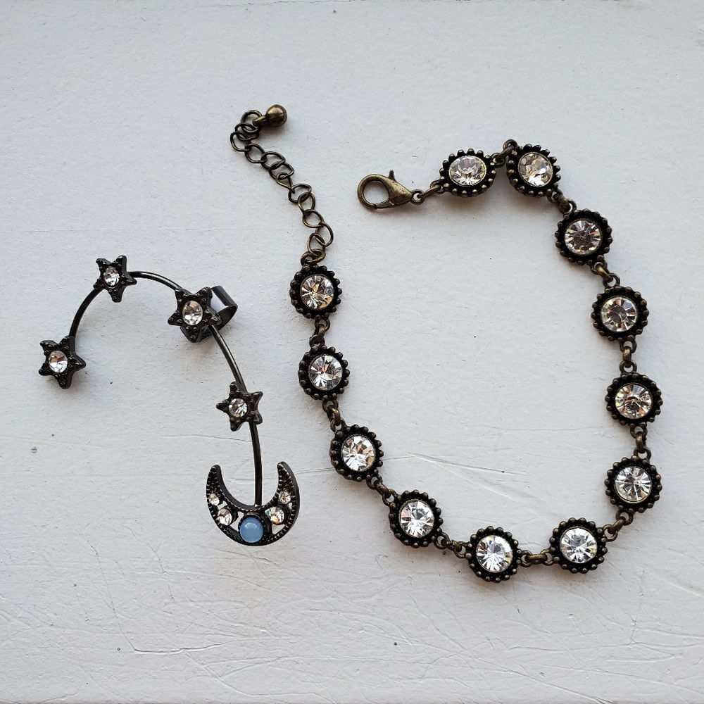 vintage bracelet & star moon earing decor